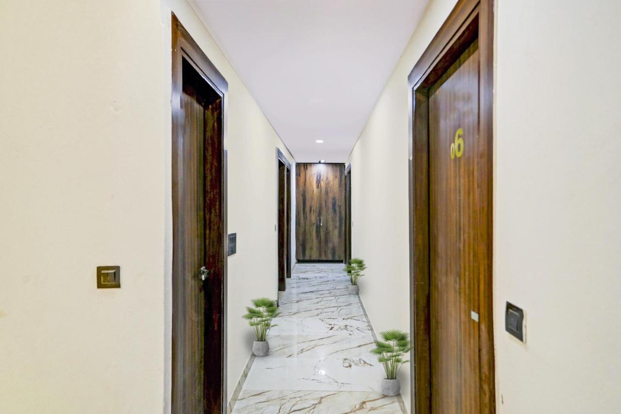Hotel O Royal Lotus Stay Near Ip Extension Metro Station Új-Delhi Kültér fotó
