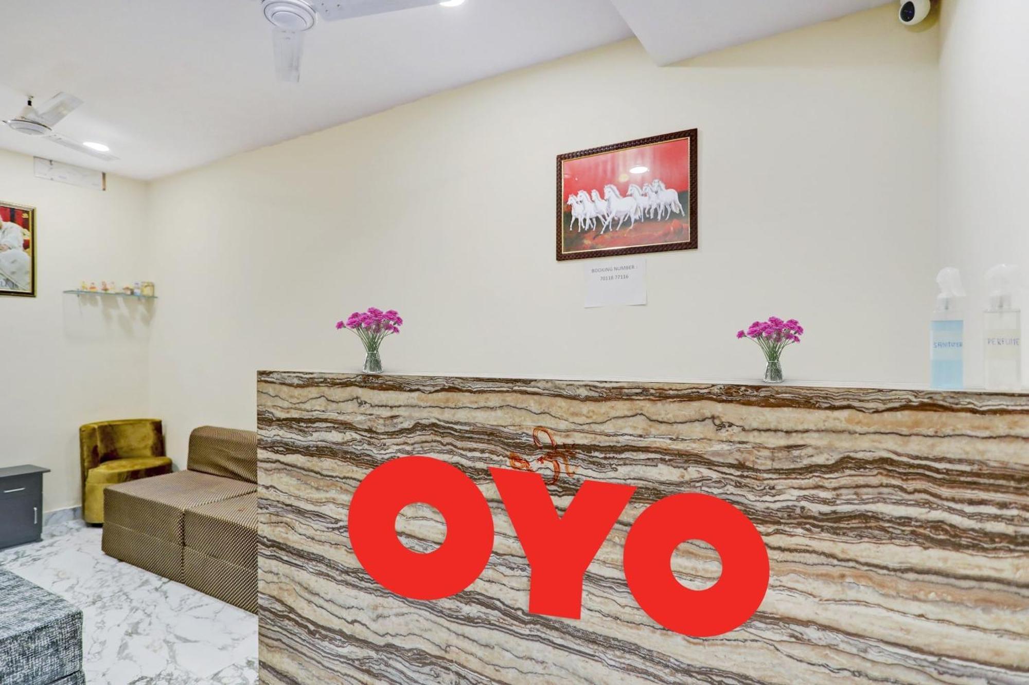 Hotel O Royal Lotus Stay Near Ip Extension Metro Station Új-Delhi Kültér fotó